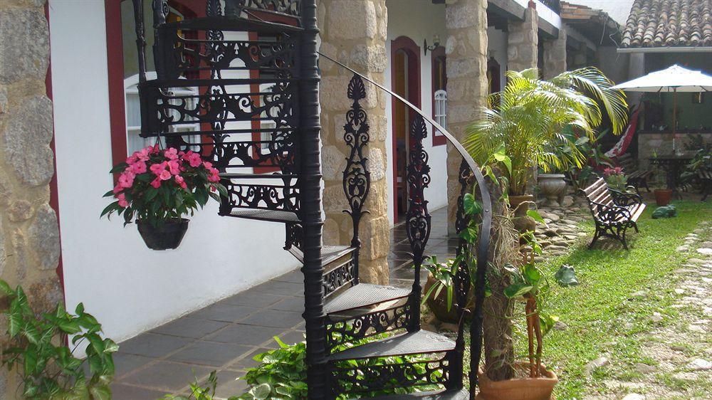 Pousada Solar Do Algarve Em Paraty Ha 5 Minutos Do Centro Historico Exterior foto